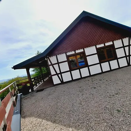 Domek Kamperowy 度假居 *